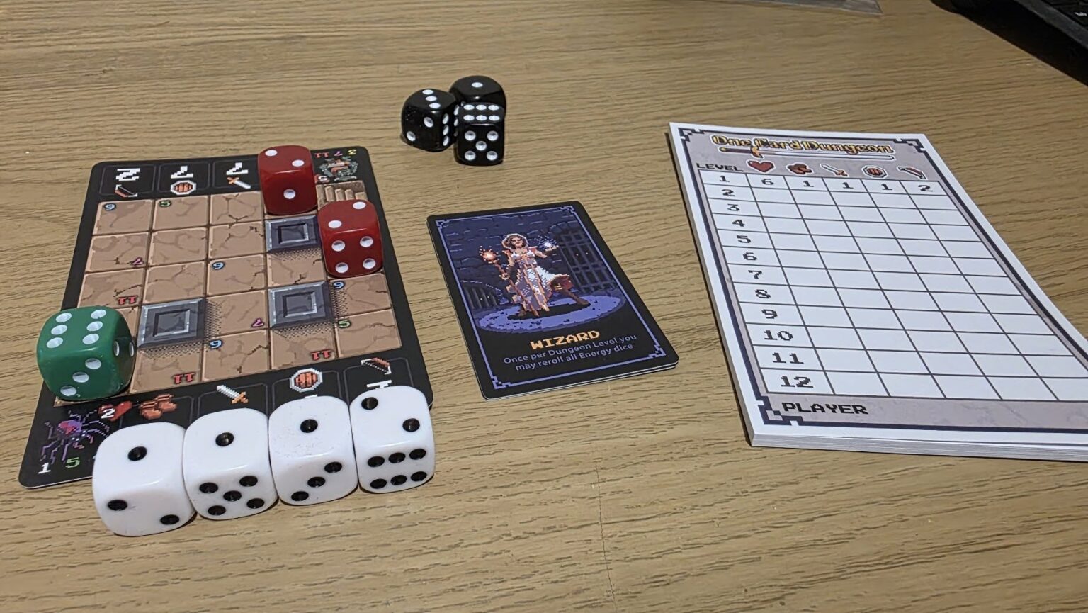 One-Card Dungeon – Wooden Tree Games - View #3
