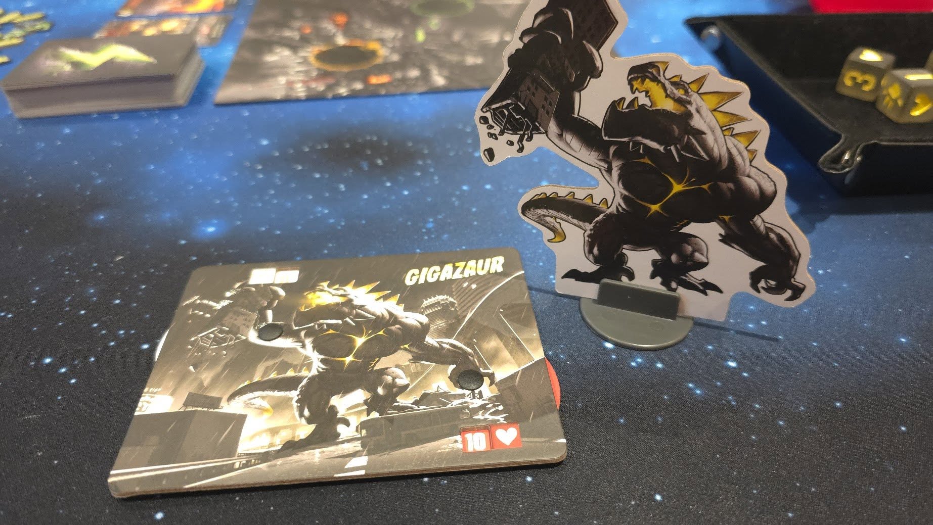 May be an image of text that says "GIGAZAUR"